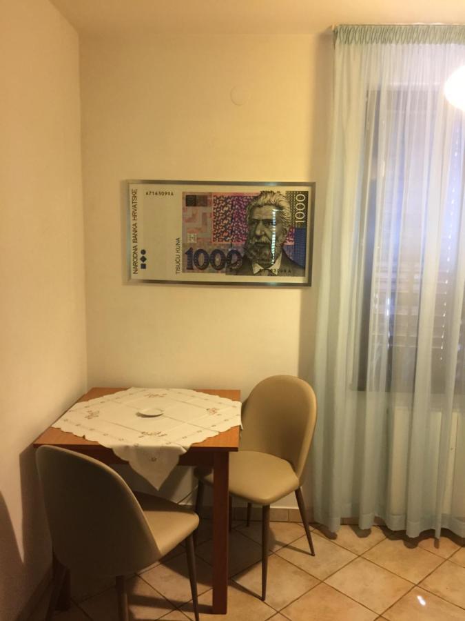 Vacation Home Lucija Slatina  Ngoại thất bức ảnh