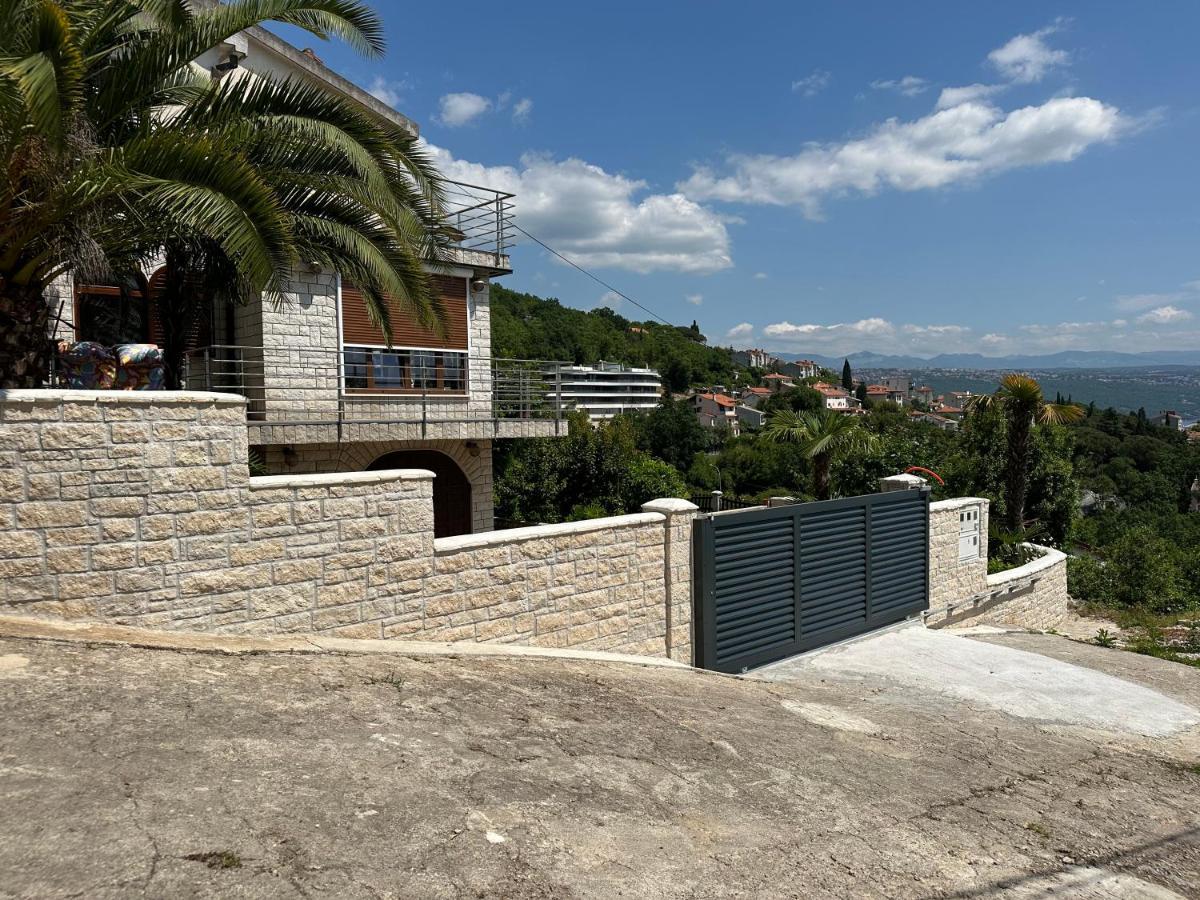 Vacation Home Lucija Slatina  Ngoại thất bức ảnh