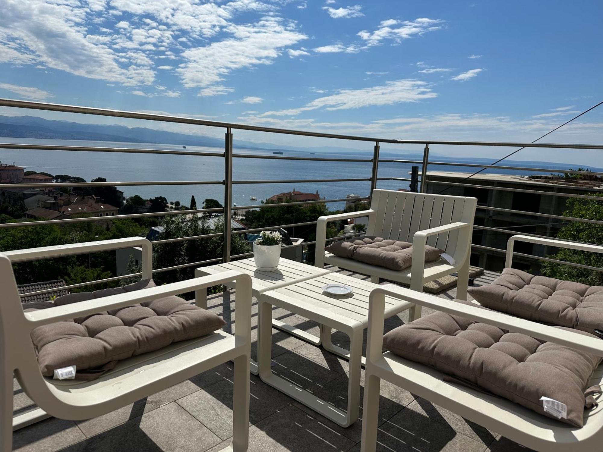 Vacation Home Lucija Slatina  Ngoại thất bức ảnh