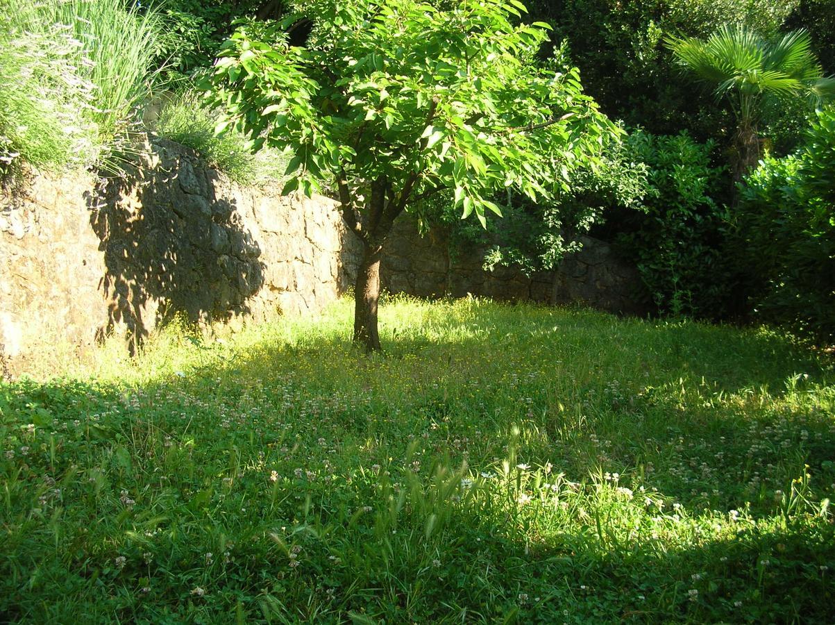 Vacation Home Lucija Slatina  Ngoại thất bức ảnh